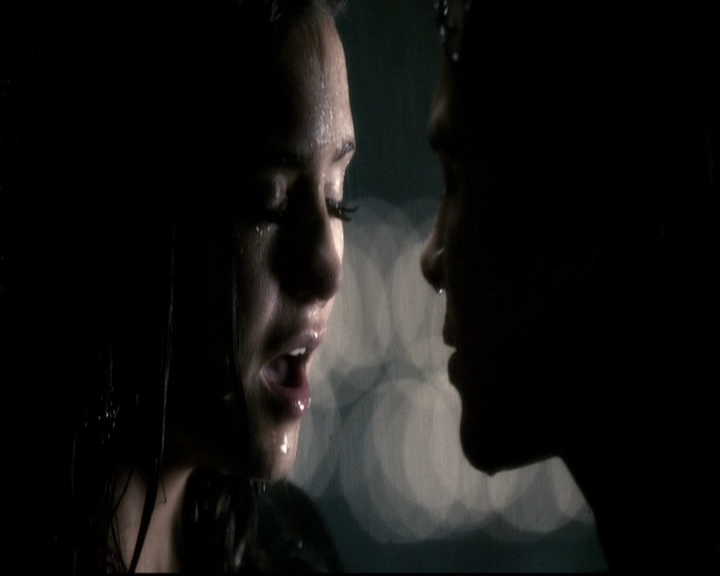 VampireDiariesWorld-dot-nl_6x07DoYouRememberTheFirstTime2207.jpg