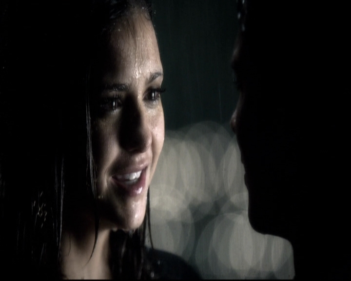 VampireDiariesWorld-dot-nl_6x07DoYouRememberTheFirstTime2217.jpg