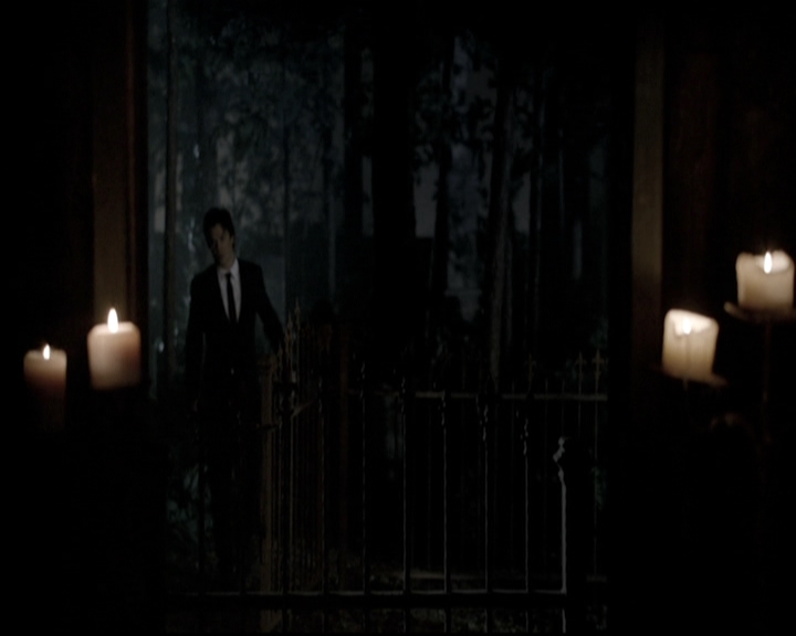 VampireDiariesWorld-dot-nl_6x07DoYouRememberTheFirstTime2237.jpg