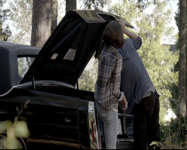 VampireDiariesWorld-dot-nl_6x08FadeIntoYou0148.jpg