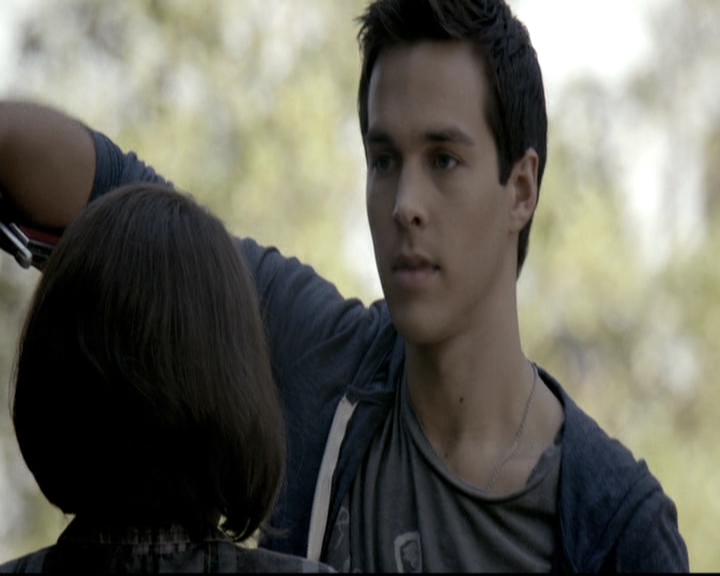 VampireDiariesWorld-dot-nl_6x08FadeIntoYou0165.jpg