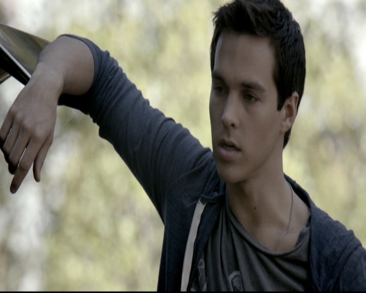 VampireDiariesWorld-dot-nl_6x08FadeIntoYou0170.jpg