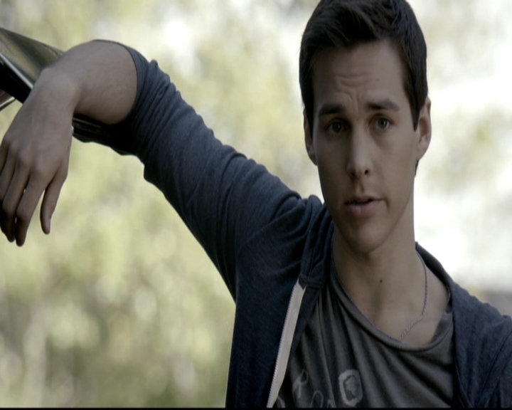 VampireDiariesWorld-dot-nl_6x08FadeIntoYou0175.jpg