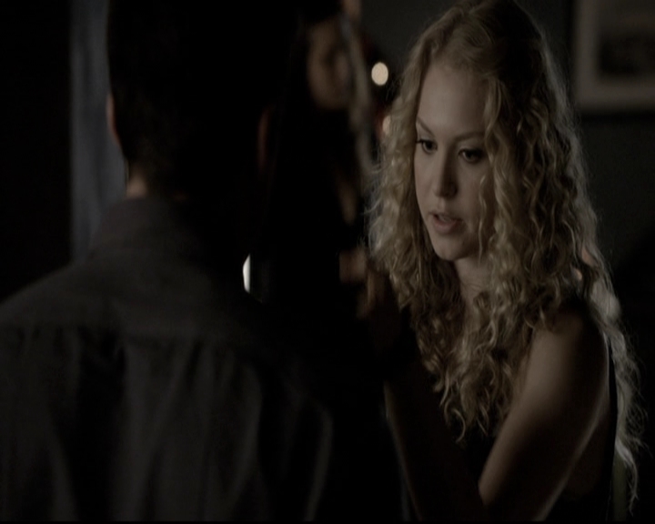 VampireDiariesWorld-dot-nl_6x08FadeIntoYou0485.jpg