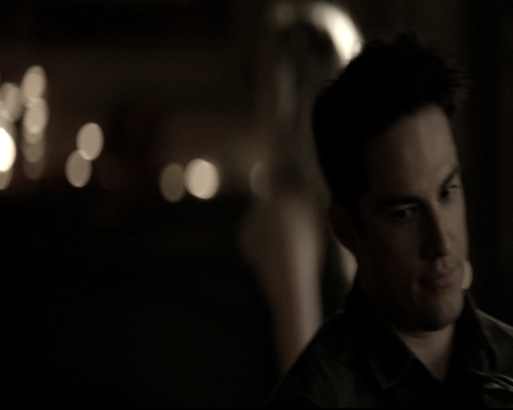 VampireDiariesWorld-dot-nl_6x08FadeIntoYou0490.jpg