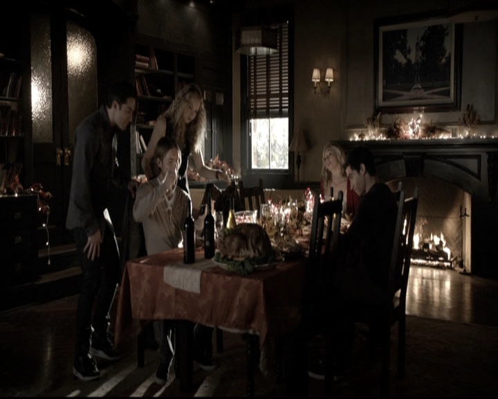 VampireDiariesWorld-dot-nl_6x08FadeIntoYou0700.jpg