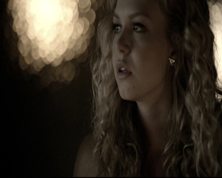 VampireDiariesWorld-dot-nl_6x08FadeIntoYou0728.jpg