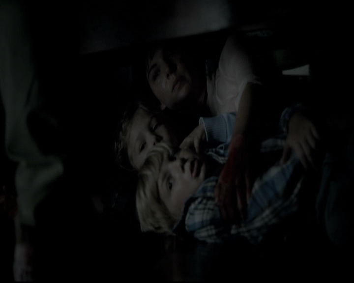 VampireDiariesWorld-dot-nl_6x08FadeIntoYou0881.jpg