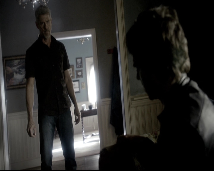 VampireDiariesWorld-dot-nl_6x08FadeIntoYou0976.jpg