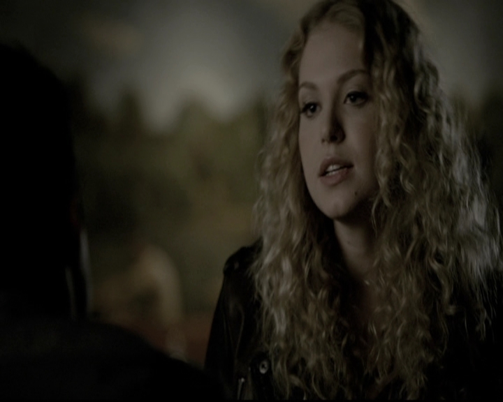 VampireDiariesWorld-dot-nl_6x08FadeIntoYou1120.jpg