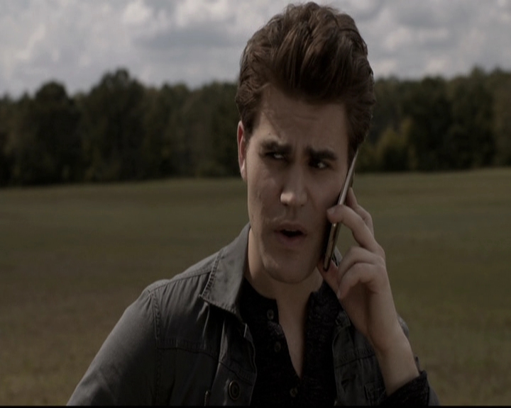 VampireDiariesWorld-dot-nl_6x08FadeIntoYou1213.jpg