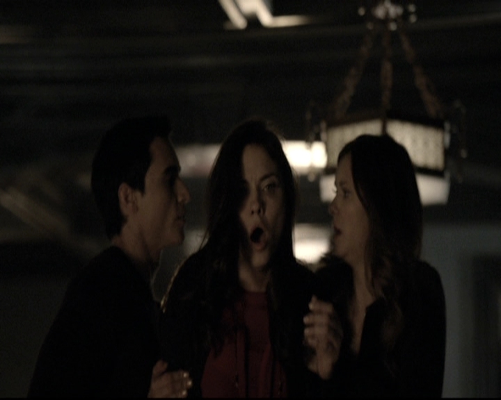 VampireDiariesWorld-dot-nl_6x08FadeIntoYou1324.jpg