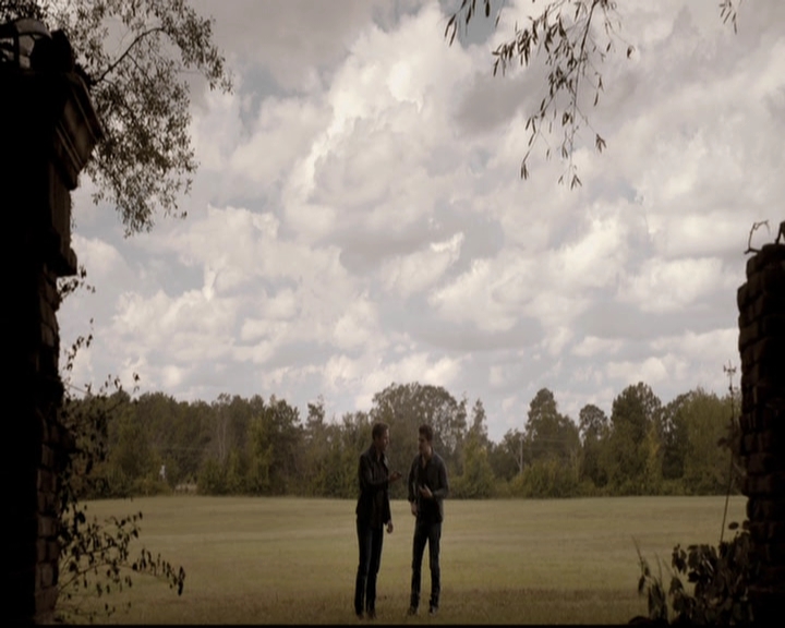 VampireDiariesWorld-dot-nl_6x08FadeIntoYou1337.jpg