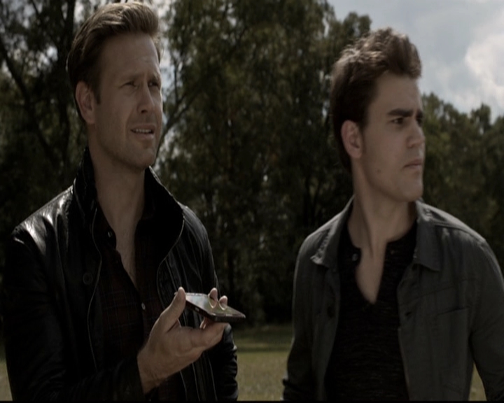 VampireDiariesWorld-dot-nl_6x08FadeIntoYou1355.jpg