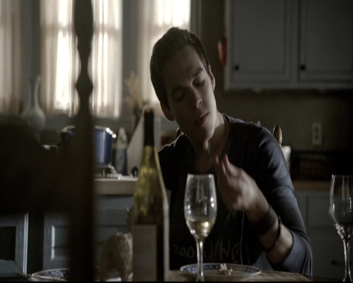 VampireDiariesWorld-dot-nl_6x08FadeIntoYou1365.jpg