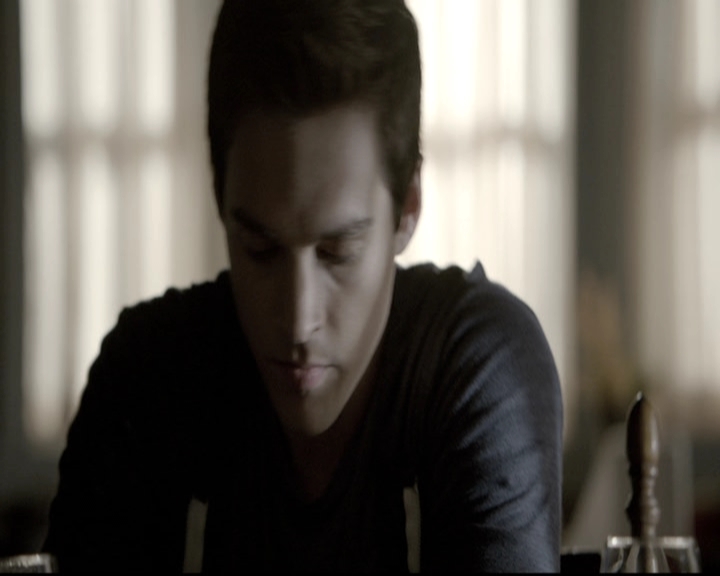 VampireDiariesWorld-dot-nl_6x08FadeIntoYou1395.jpg