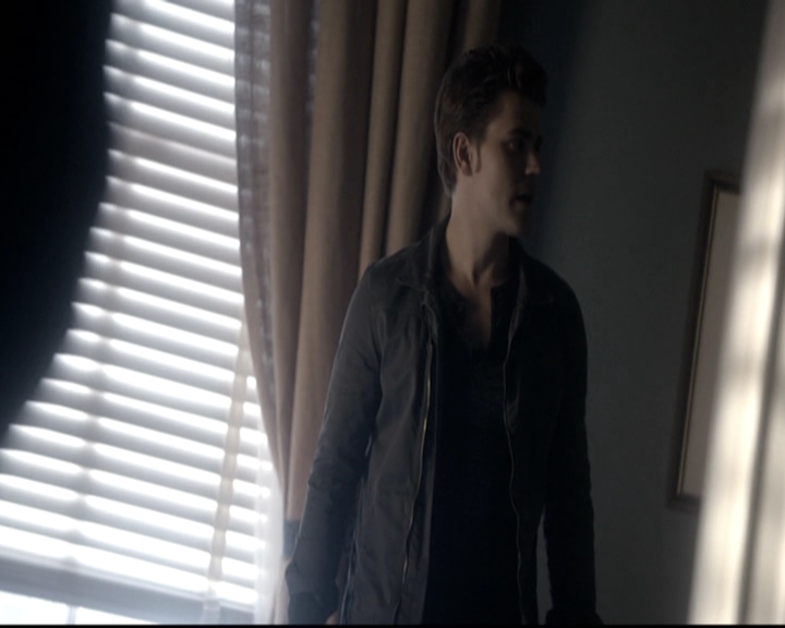 VampireDiariesWorld-dot-nl_6x08FadeIntoYou1483.jpg