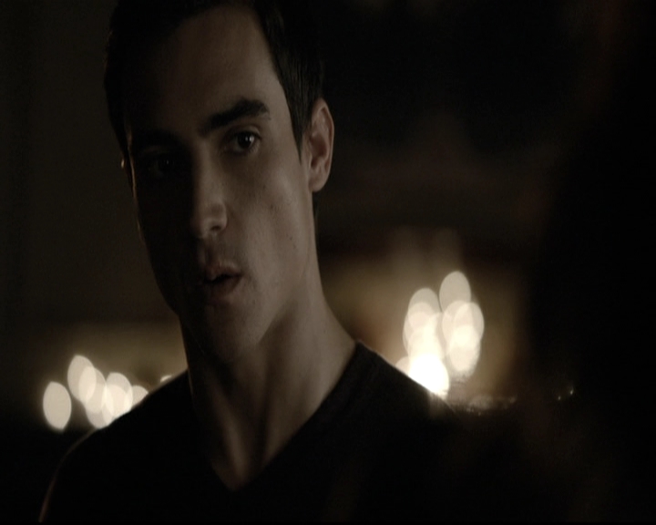 VampireDiariesWorld-dot-nl_6x08FadeIntoYou1494.jpg