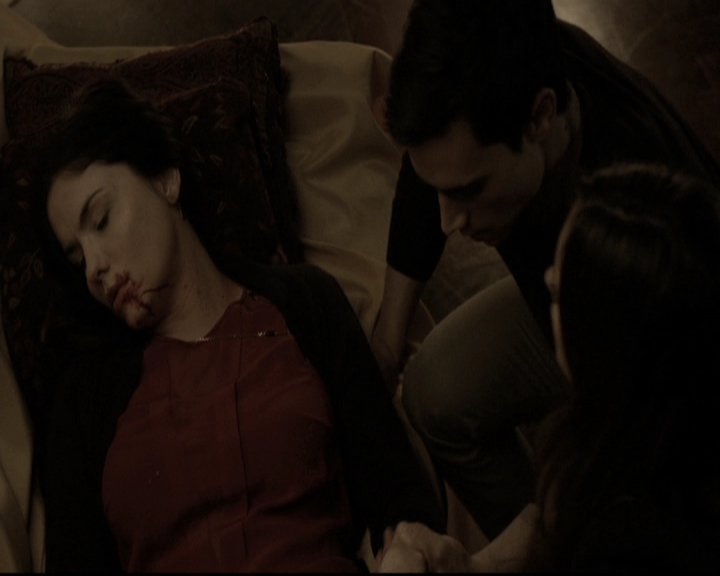 VampireDiariesWorld-dot-nl_6x08FadeIntoYou1505.jpg