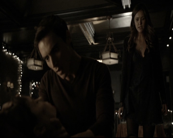 VampireDiariesWorld-dot-nl_6x08FadeIntoYou1528.jpg