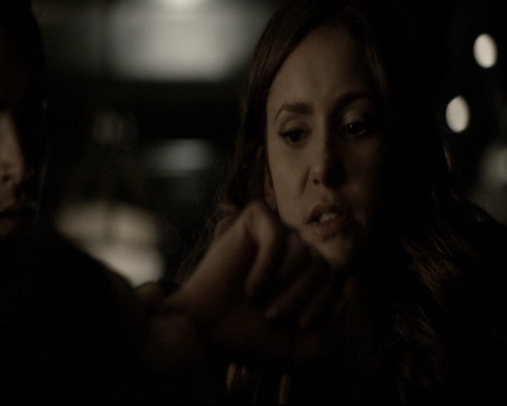 VampireDiariesWorld-dot-nl_6x08FadeIntoYou1535.jpg