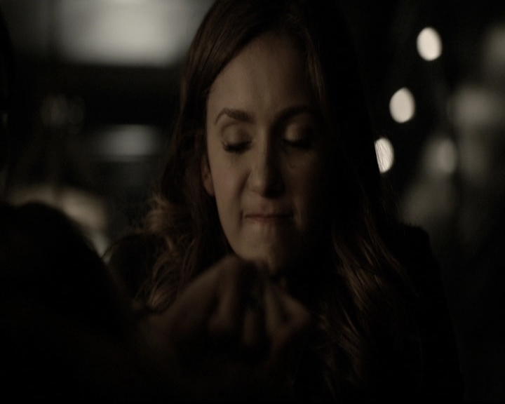 VampireDiariesWorld-dot-nl_6x08FadeIntoYou1541.jpg