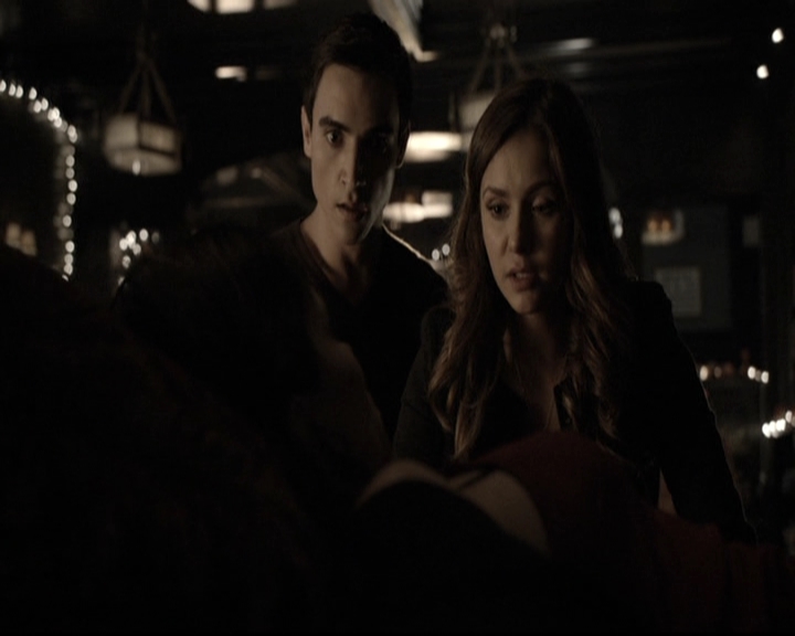 VampireDiariesWorld-dot-nl_6x08FadeIntoYou1557.jpg