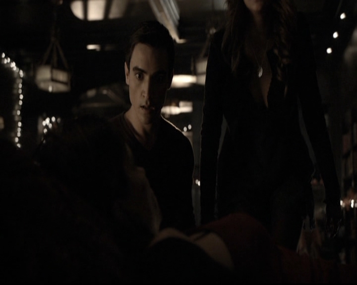 VampireDiariesWorld-dot-nl_6x08FadeIntoYou1558.jpg