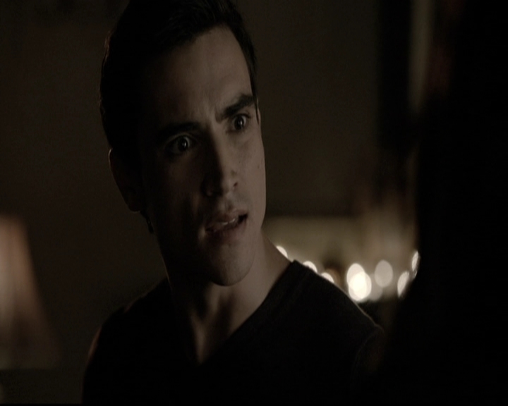 VampireDiariesWorld-dot-nl_6x08FadeIntoYou1573.jpg