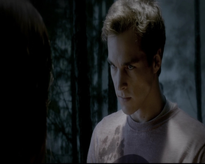 VampireDiariesWorld-dot-nl_6x08FadeIntoYou1694.jpg