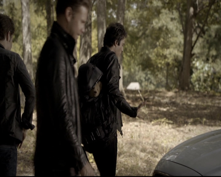 VampireDiariesWorld-dot-nl_6x08FadeIntoYou1831.jpg