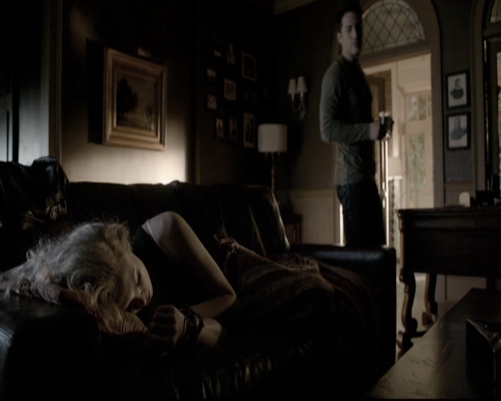 VampireDiariesWorld-dot-nl_6x08FadeIntoYou1897.jpg