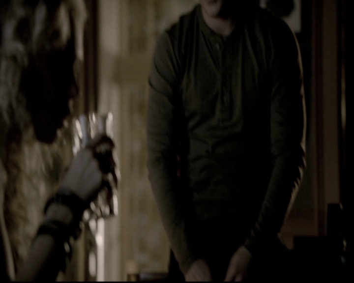 VampireDiariesWorld-dot-nl_6x08FadeIntoYou1918.jpg