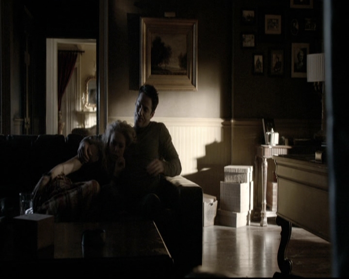 VampireDiariesWorld-dot-nl_6x08FadeIntoYou1967.jpg