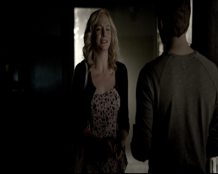 VampireDiariesWorld-dot-nl_6x08FadeIntoYou2008.jpg