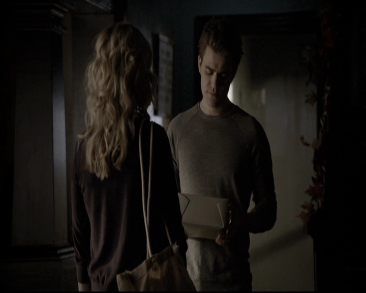 VampireDiariesWorld-dot-nl_6x08FadeIntoYou2011.jpg