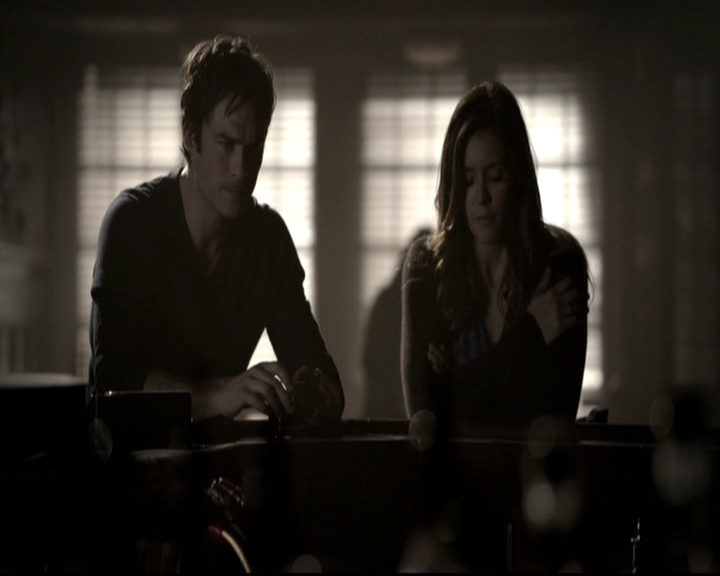 VampireDiariesWorld-dot-nl_6x08FadeIntoYou2095.jpg