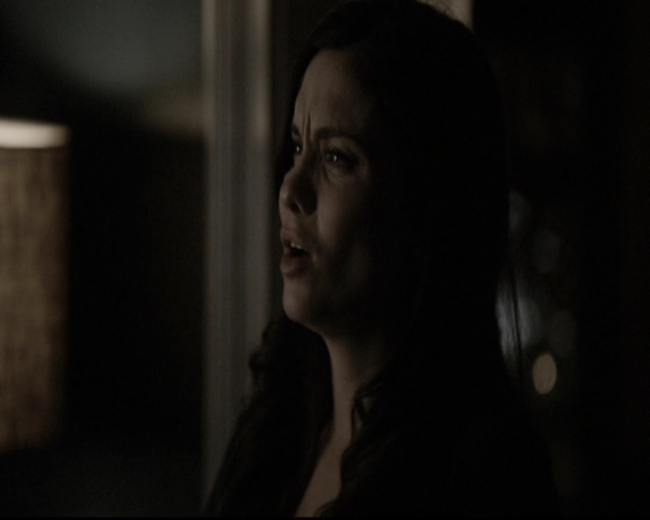 VampireDiariesWorld-dot-nl_6x09IAlone0017.jpg