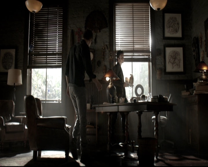 VampireDiariesWorld-dot-nl_6x09IAlone0036.jpg