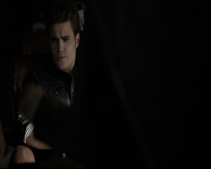 VampireDiariesWorld-dot-nl_6x09IAlone0042.jpg