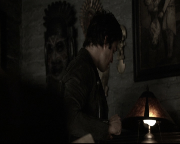 VampireDiariesWorld-dot-nl_6x09IAlone0044.jpg