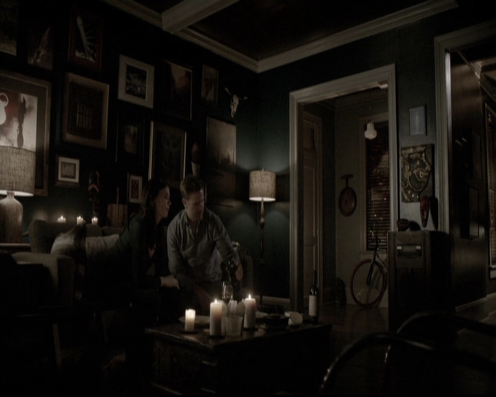 VampireDiariesWorld-dot-nl_6x09IAlone0116.jpg