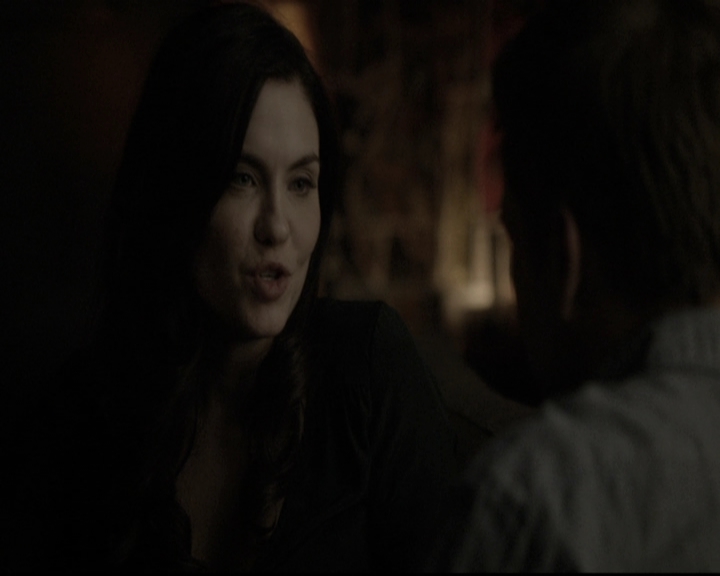 VampireDiariesWorld-dot-nl_6x09IAlone0122.jpg