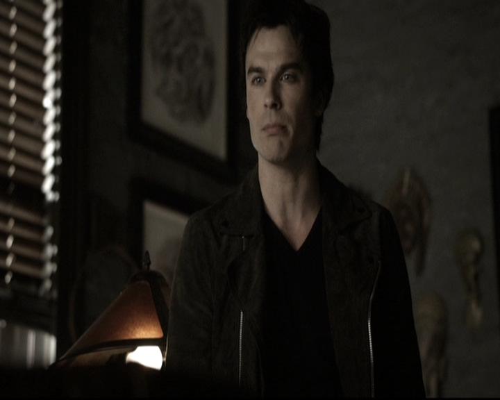 VampireDiariesWorld-dot-nl_6x09IAlone0143.jpg