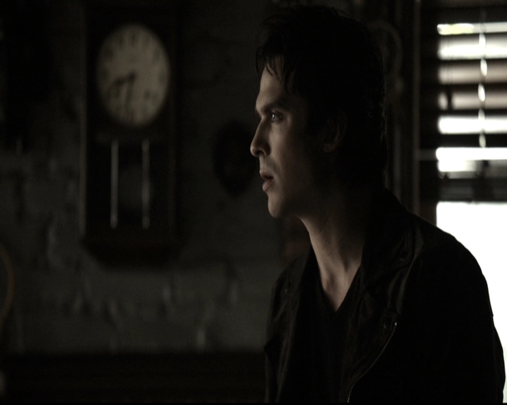 VampireDiariesWorld-dot-nl_6x09IAlone0155.jpg