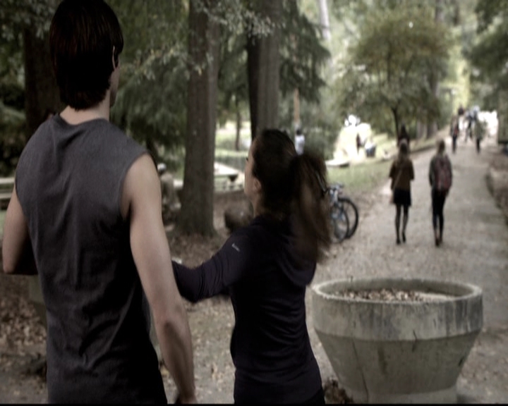 VampireDiariesWorld-dot-nl_6x09IAlone0199.jpg