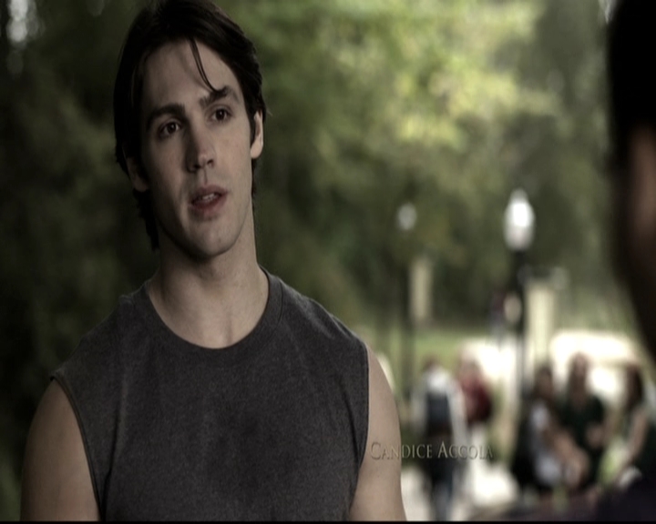 VampireDiariesWorld-dot-nl_6x09IAlone0207.jpg