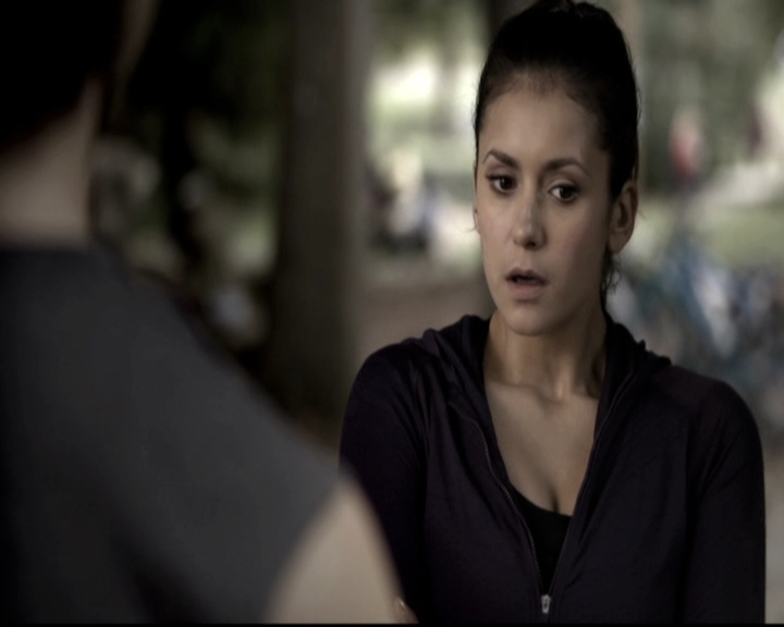 VampireDiariesWorld-dot-nl_6x09IAlone0211.jpg