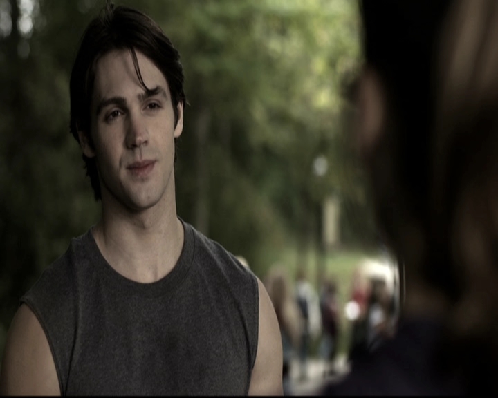 VampireDiariesWorld-dot-nl_6x09IAlone0212.jpg