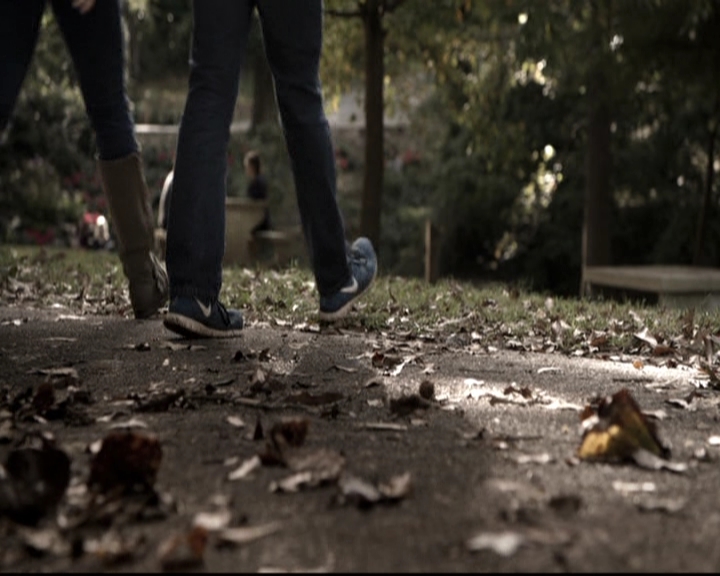 VampireDiariesWorld-dot-nl_6x09IAlone0219.jpg